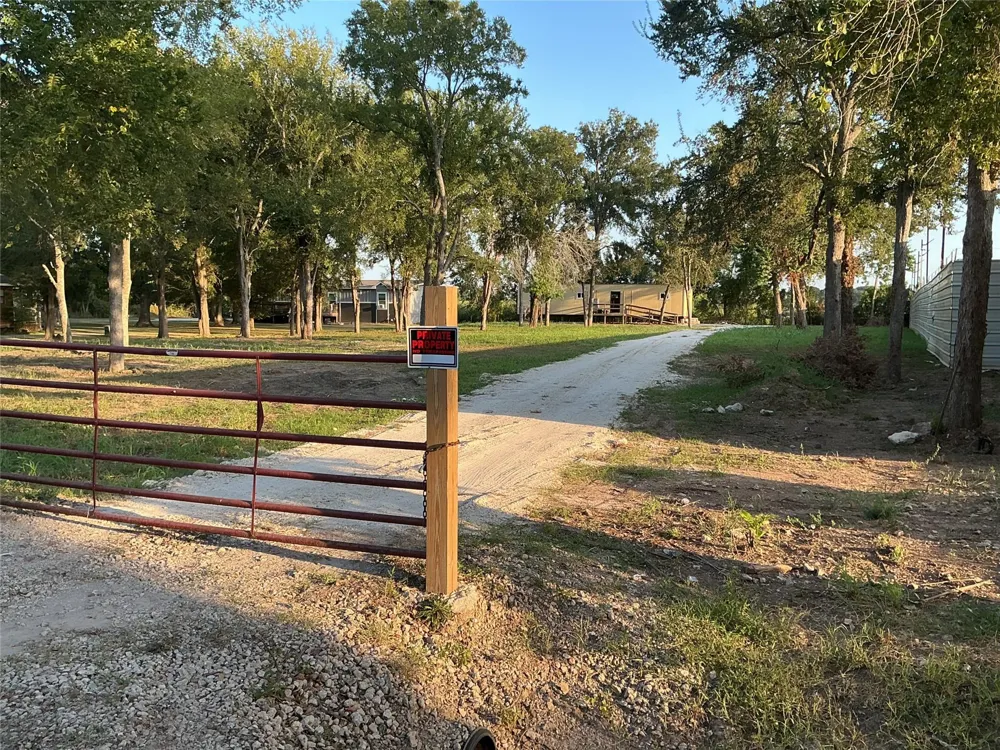 Hillsman Lane Sugar Land, TX 77498