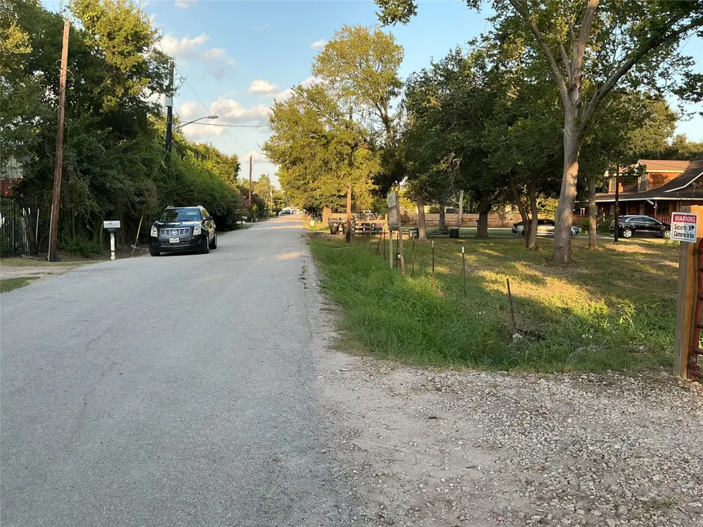 Hillsman Lane Sugar Land, TX 77498