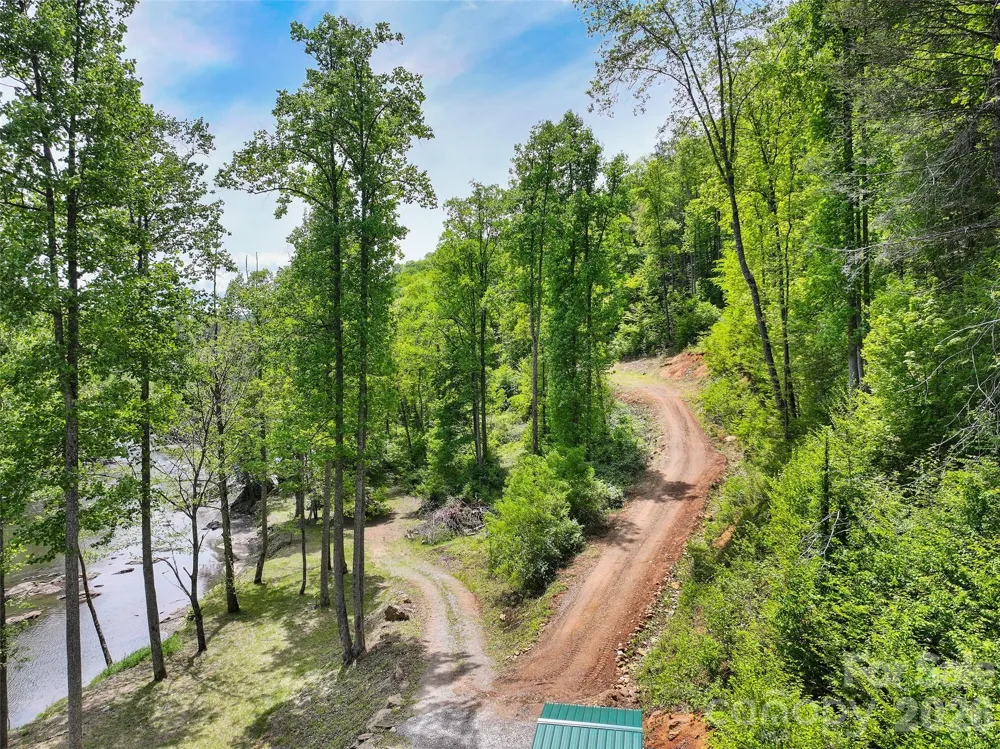 788 Cowee Tunnel Road Sylva, NC 28779