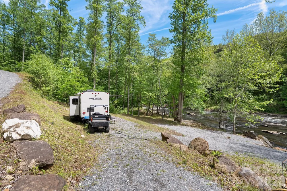 788 Cowee Tunnel Road Sylva, NC 28779