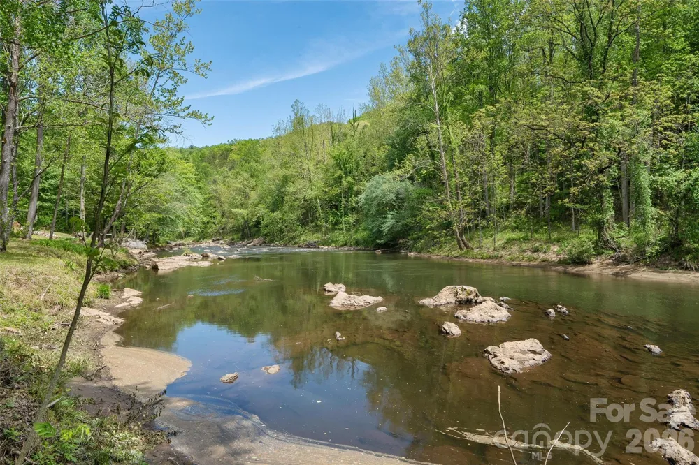 788 Cowee Tunnel Road Sylva, NC 28779