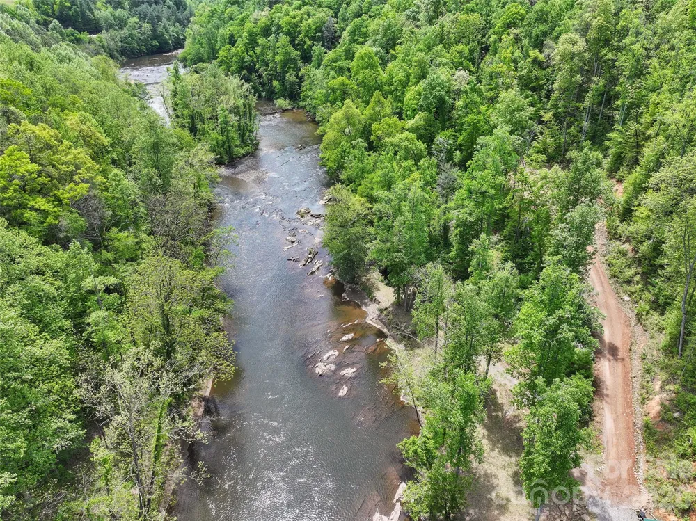 788 Cowee Tunnel Road Sylva, NC 28779
