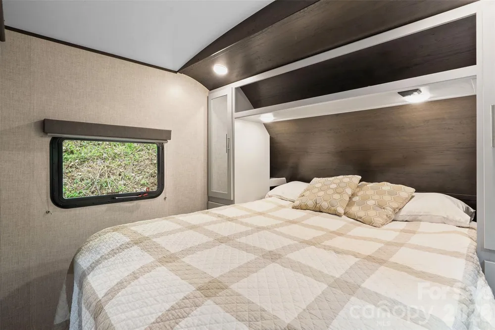 788 Cowee Tunnel Road Sylva, NC 28779