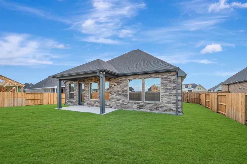 4725 Shelby Shore Drive Texas City, TX 77591