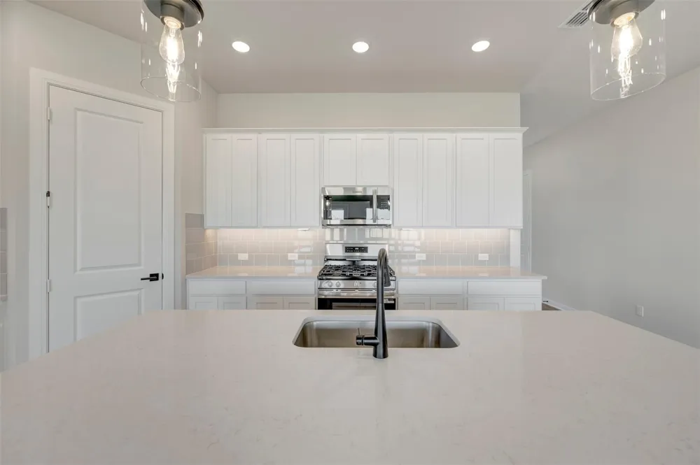 4725 Shelby Shore Drive Texas City, TX 77591