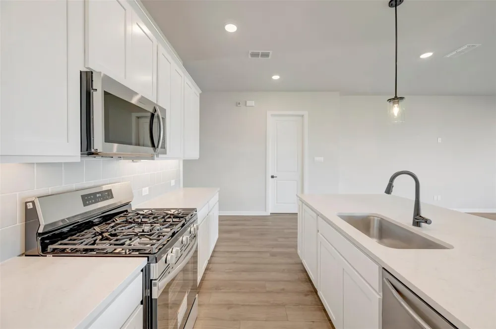 4725 Shelby Shore Drive Texas City, TX 77591