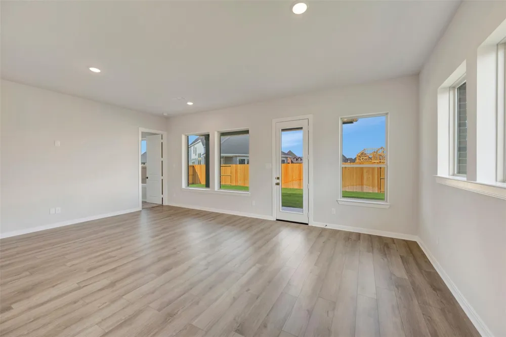 4725 Shelby Shore Drive Texas City, TX 77591
