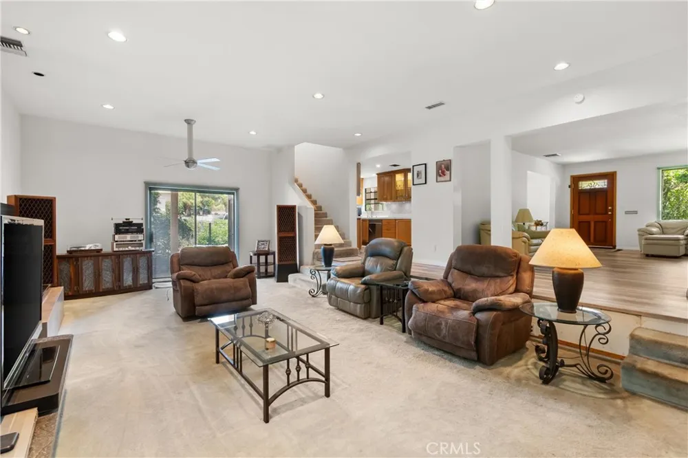 3654 4th Avenue La Crescenta, CA 91214