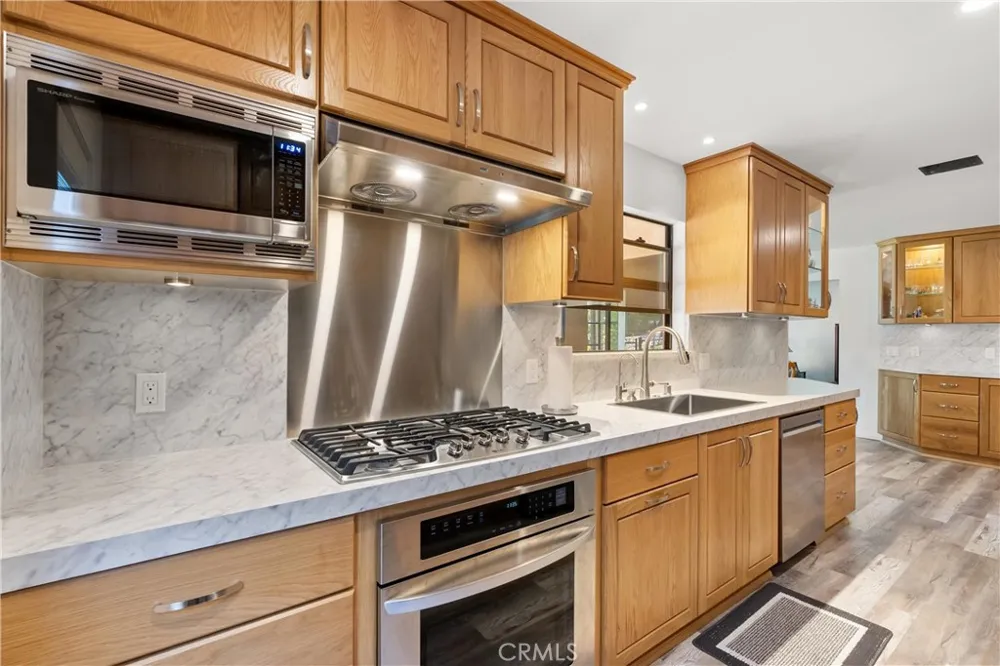 3654 4th Avenue La Crescenta, CA 91214