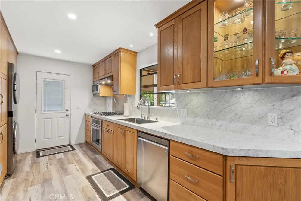3654 4th Avenue La Crescenta, CA 91214