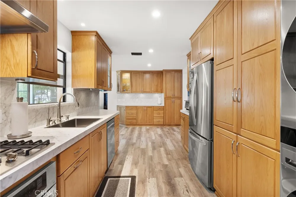 3654 4th Avenue La Crescenta, CA 91214