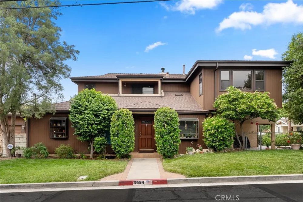 3654 4th Avenue La Crescenta, CA 91214