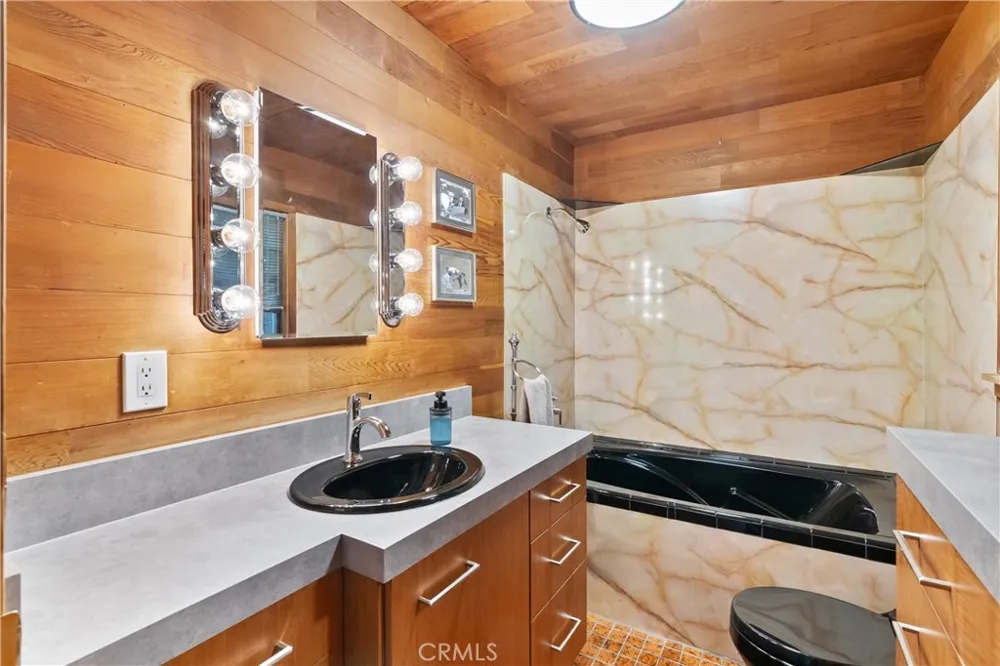3654 4th Avenue La Crescenta, CA 91214