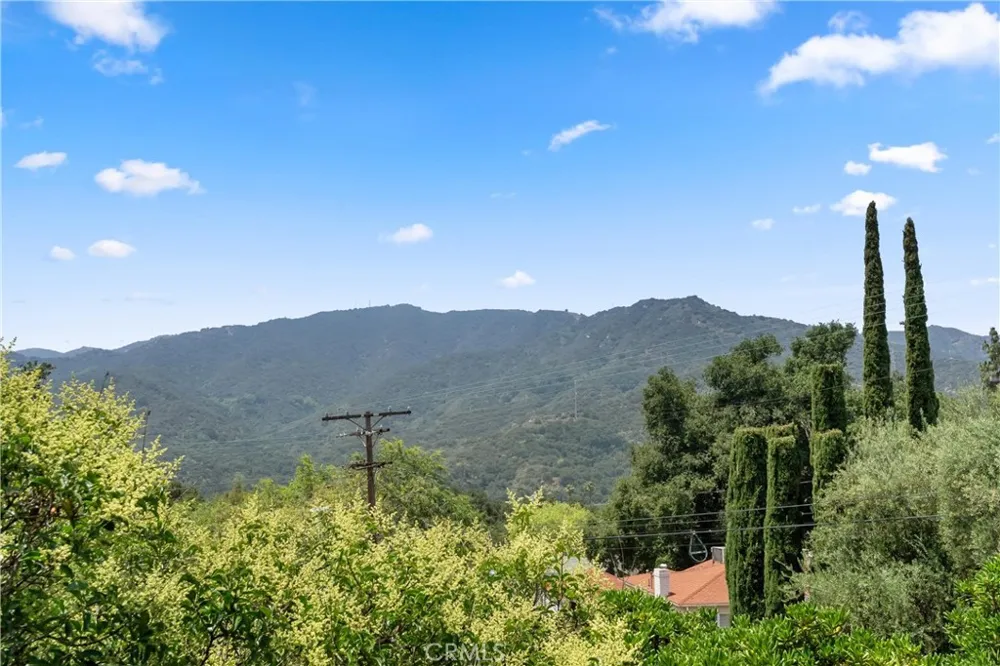 3654 4th Avenue La Crescenta, CA 91214