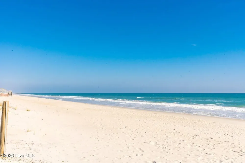 1507 New River Drive #216 Surf City, NC 28445