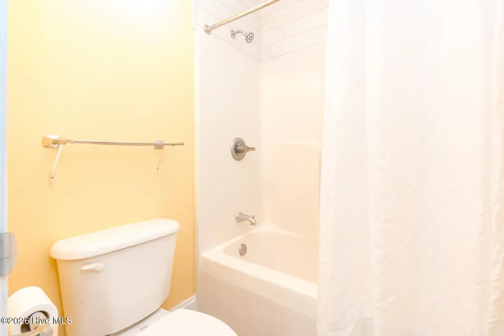 1507 New River Drive #216 Surf City, NC 28445