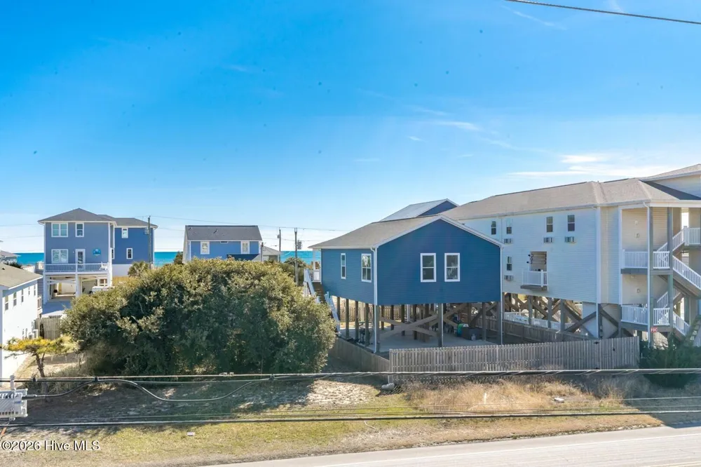 1507 New River Drive #216 Surf City, NC 28445