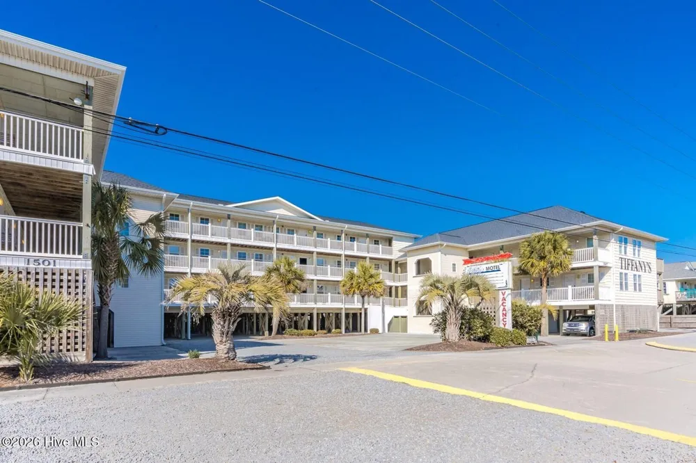 1507 New River Drive #216 Surf City, NC 28445