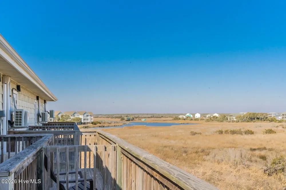 1507 New River Drive #216 Surf City, NC 28445