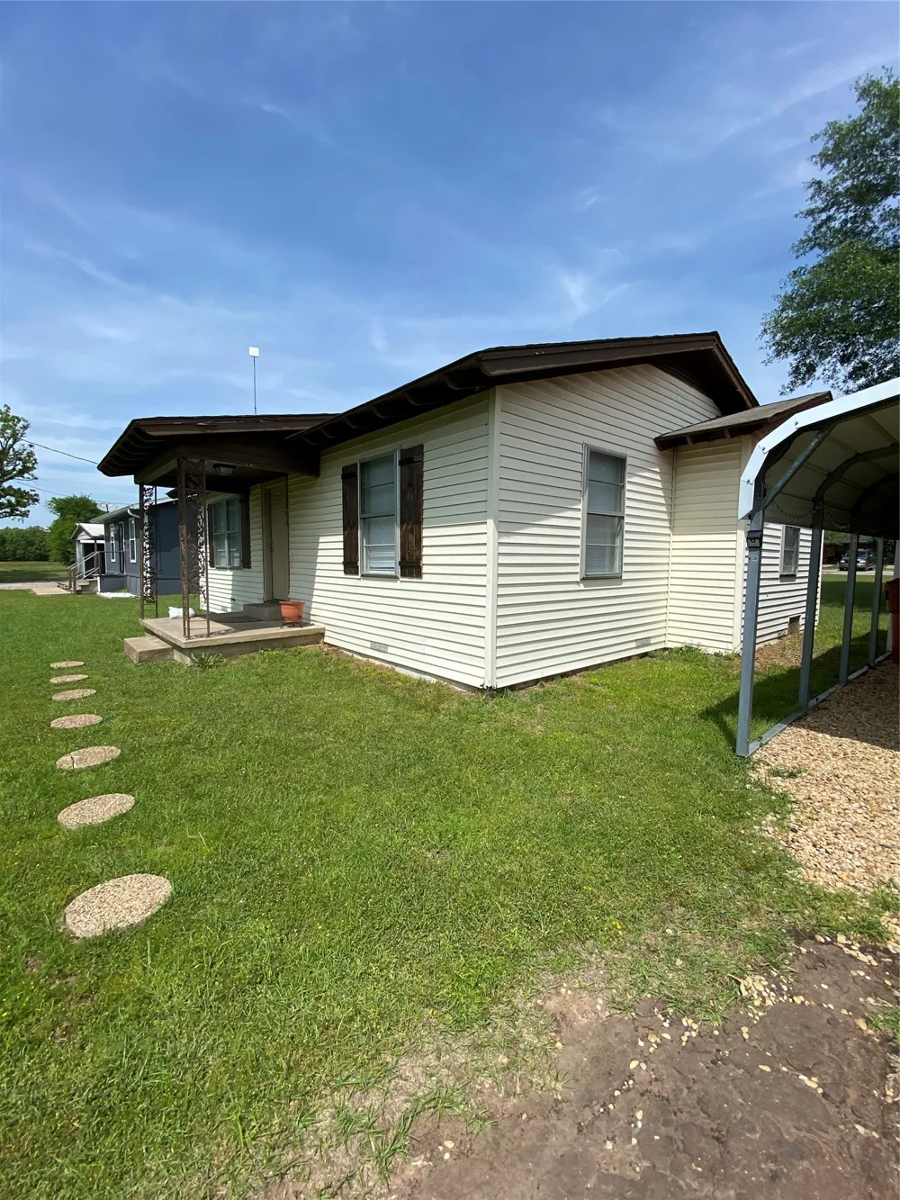 1260 Vz County Road 1810 Grand Saline, TX 75140