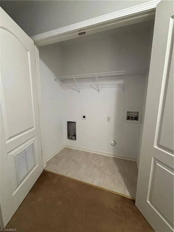 402 Beaumont Circle Clemmons, NC 27012