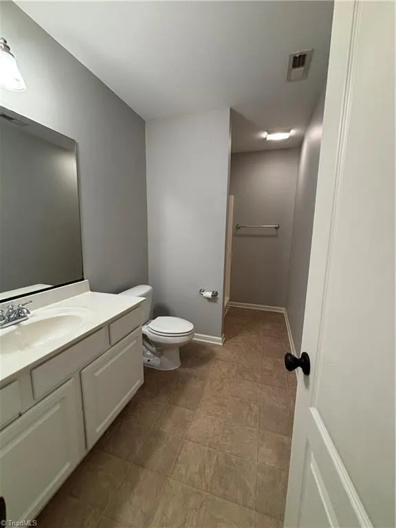 402 Beaumont Circle Clemmons, NC 27012