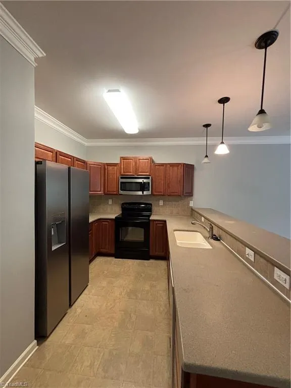 402 Beaumont Circle Clemmons, NC 27012
