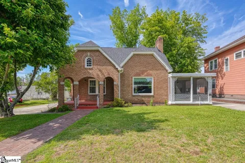 203 E South Street