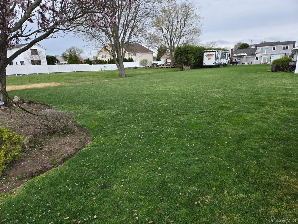 121 Ocean Avenue Massapequa, NY 11758
