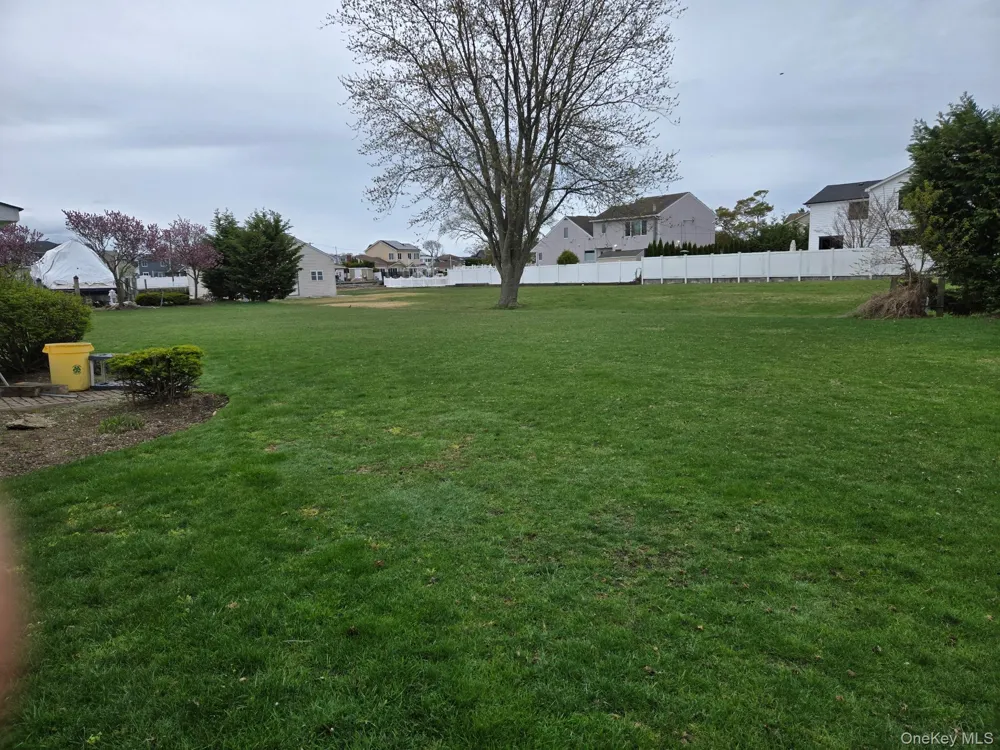 121 Ocean Avenue Massapequa, NY 11758