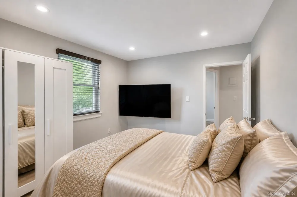 261-10 Langston Avenue #G99E Glen Oaks, NY 11004