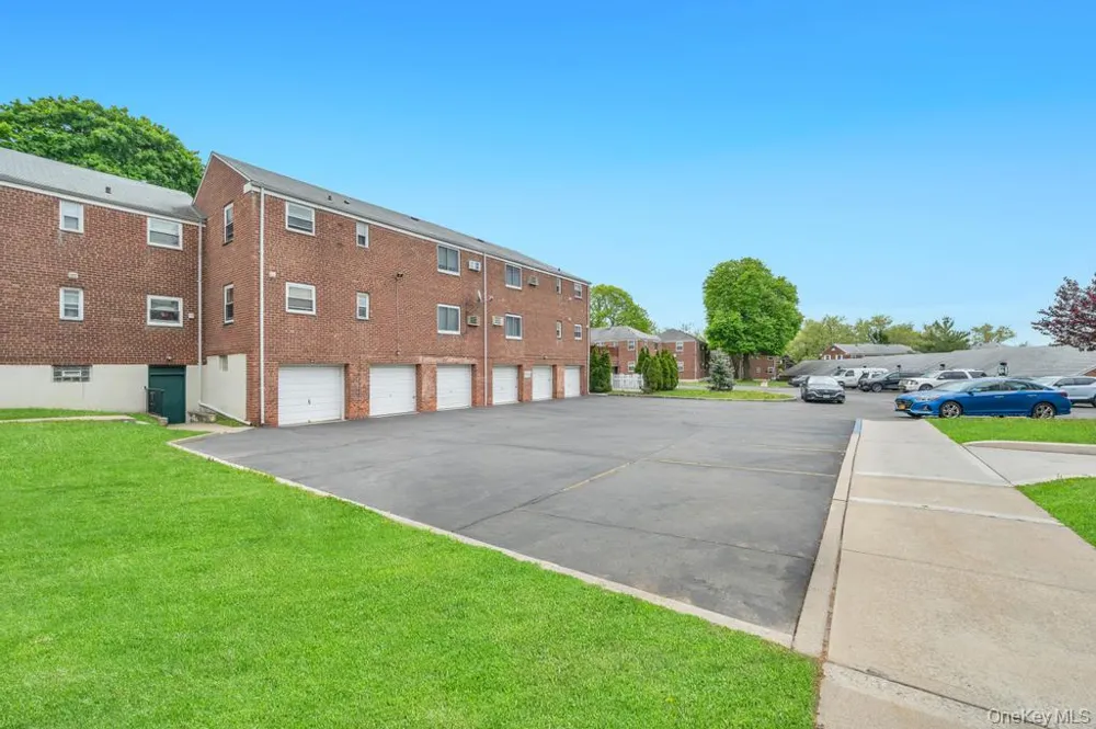 261-10 Langston Avenue #G99E Glen Oaks, NY 11004