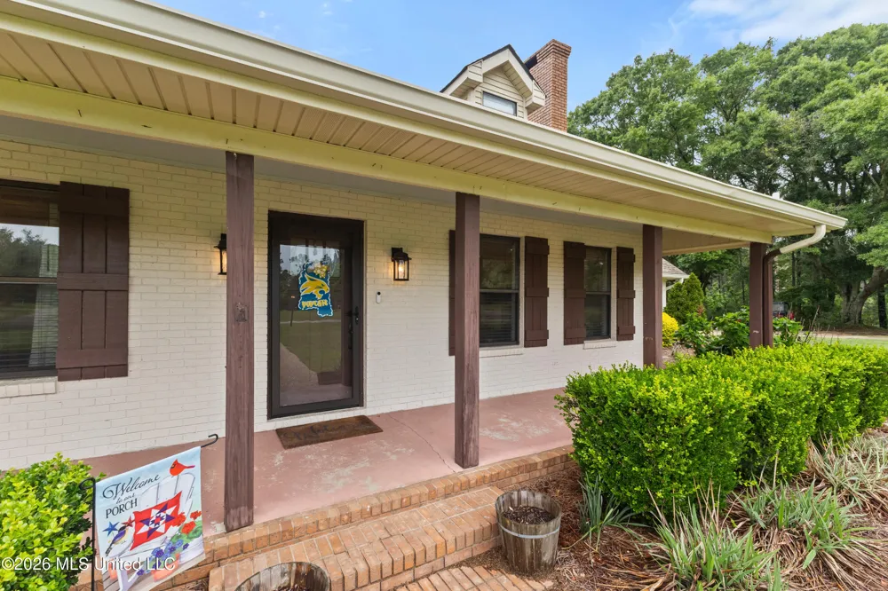1329 Grantham Road Sumrall, MS 39482