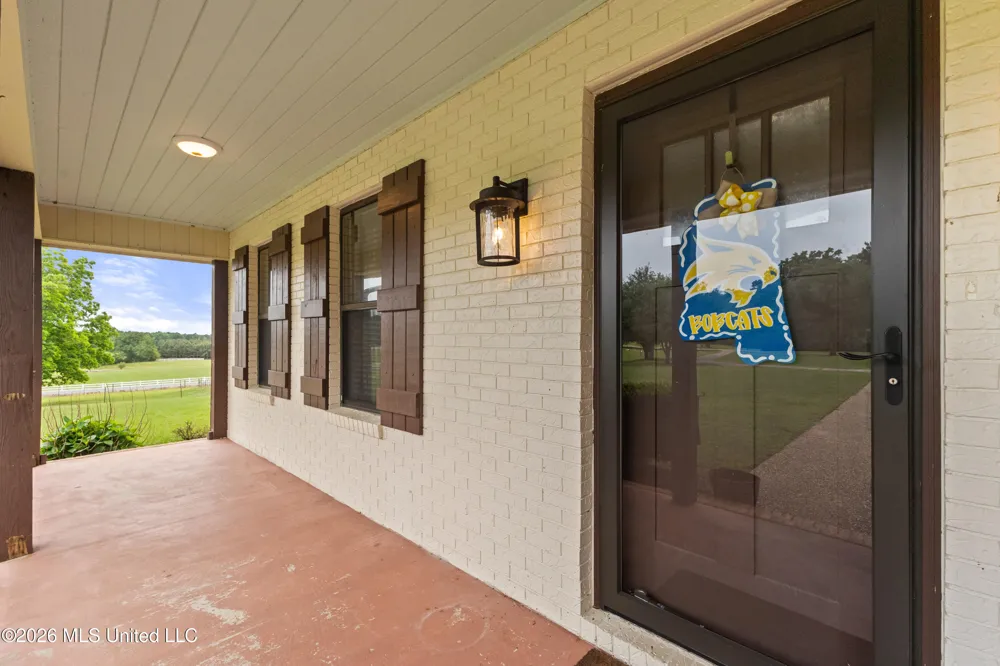 1329 Grantham Road Sumrall, MS 39482