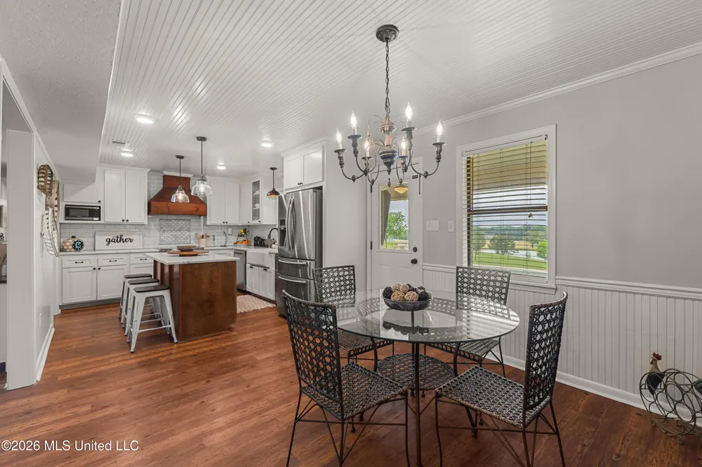 1329 Grantham Road Sumrall, MS 39482
