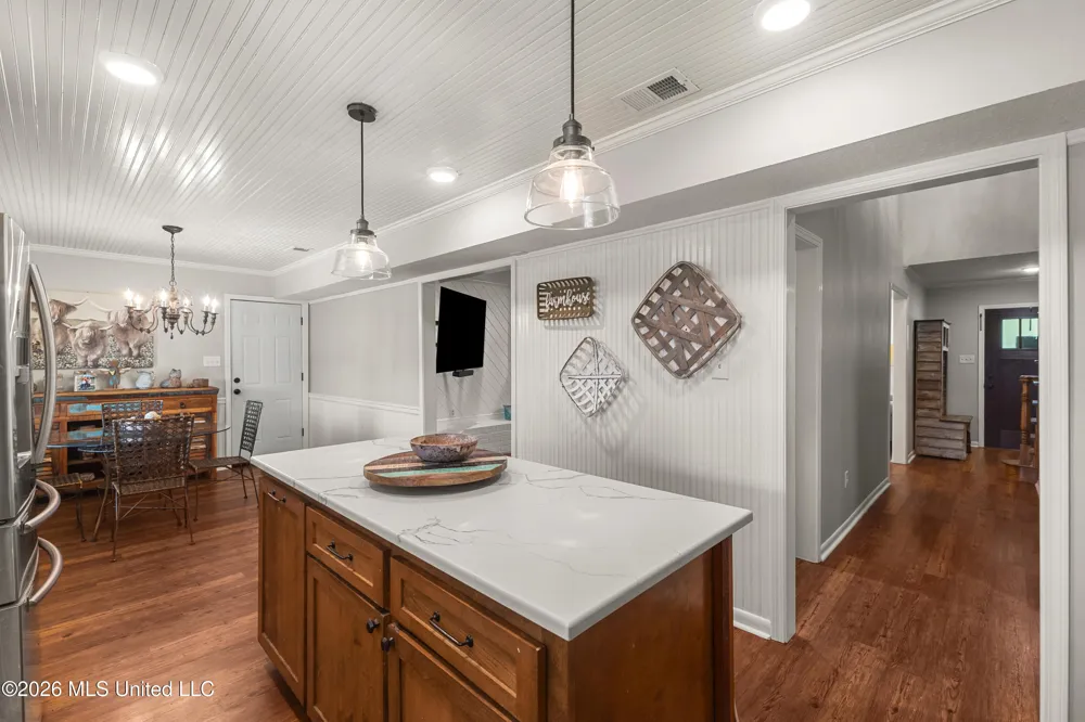 1329 Grantham Road Sumrall, MS 39482