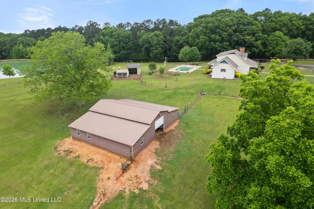 1329 Grantham Road Sumrall, MS 39482