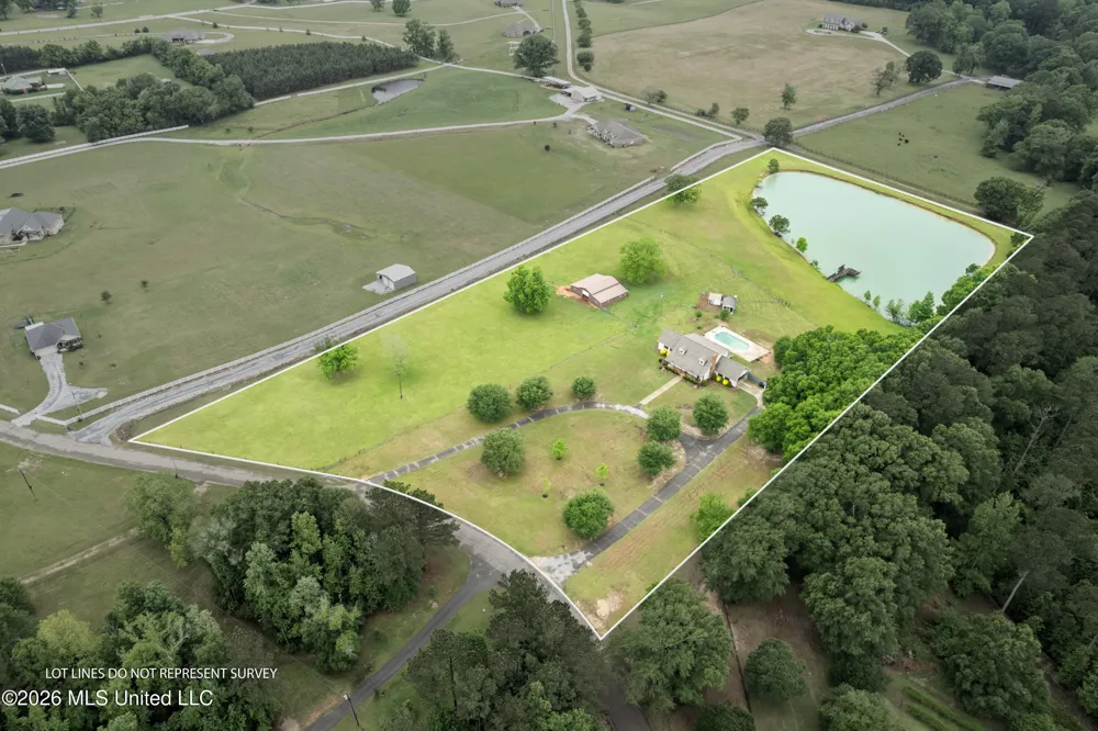 1329 Grantham Road Sumrall, MS 39482