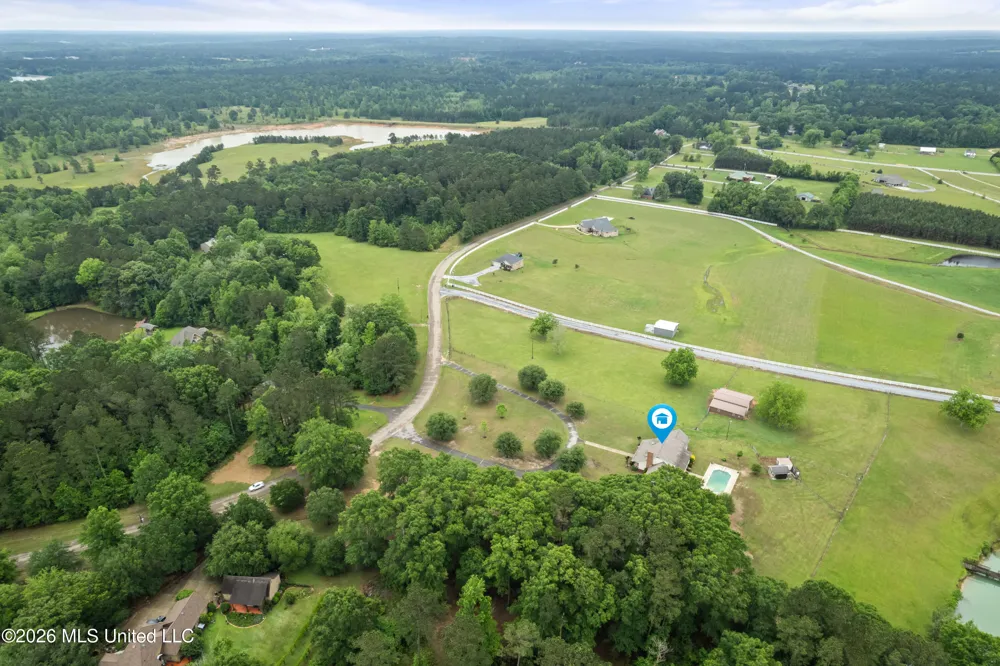 1329 Grantham Road Sumrall, MS 39482