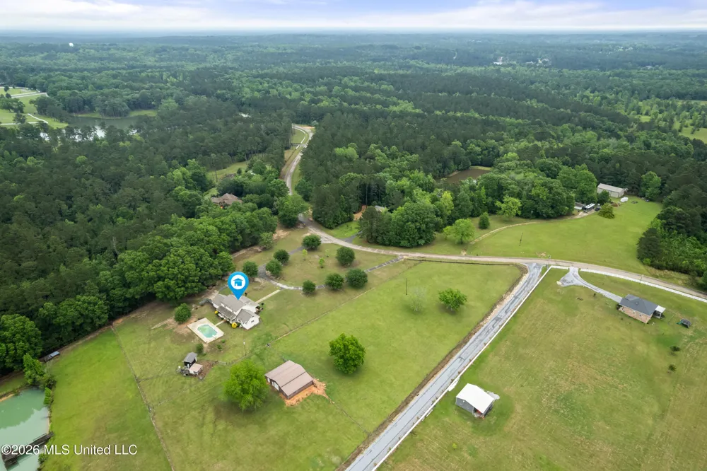 1329 Grantham Road Sumrall, MS 39482