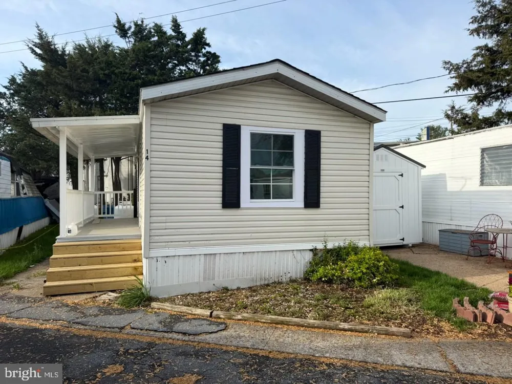 14 NELSON MOBILE MANOR Middletown, PA 17057