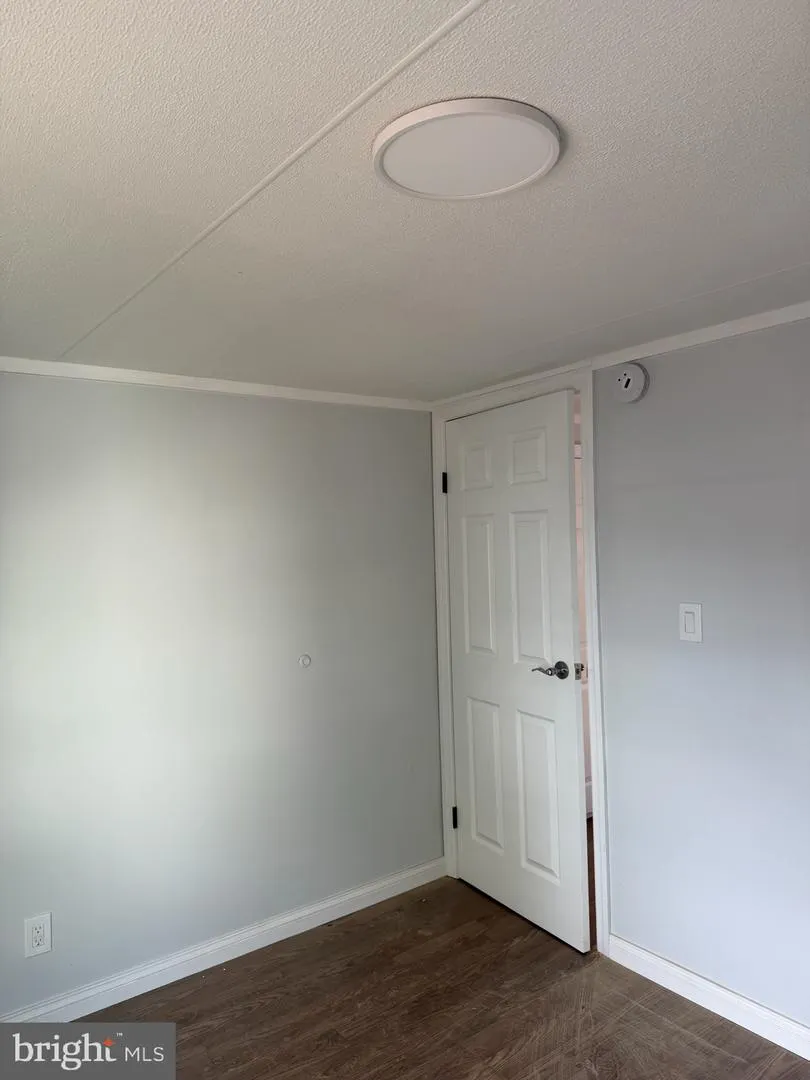 14 NELSON MOBILE MANOR Middletown, PA 17057