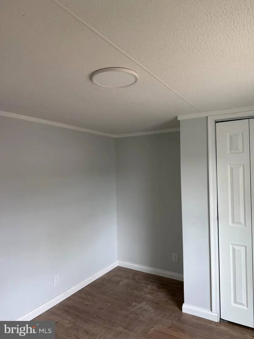 14 NELSON MOBILE MANOR Middletown, PA 17057