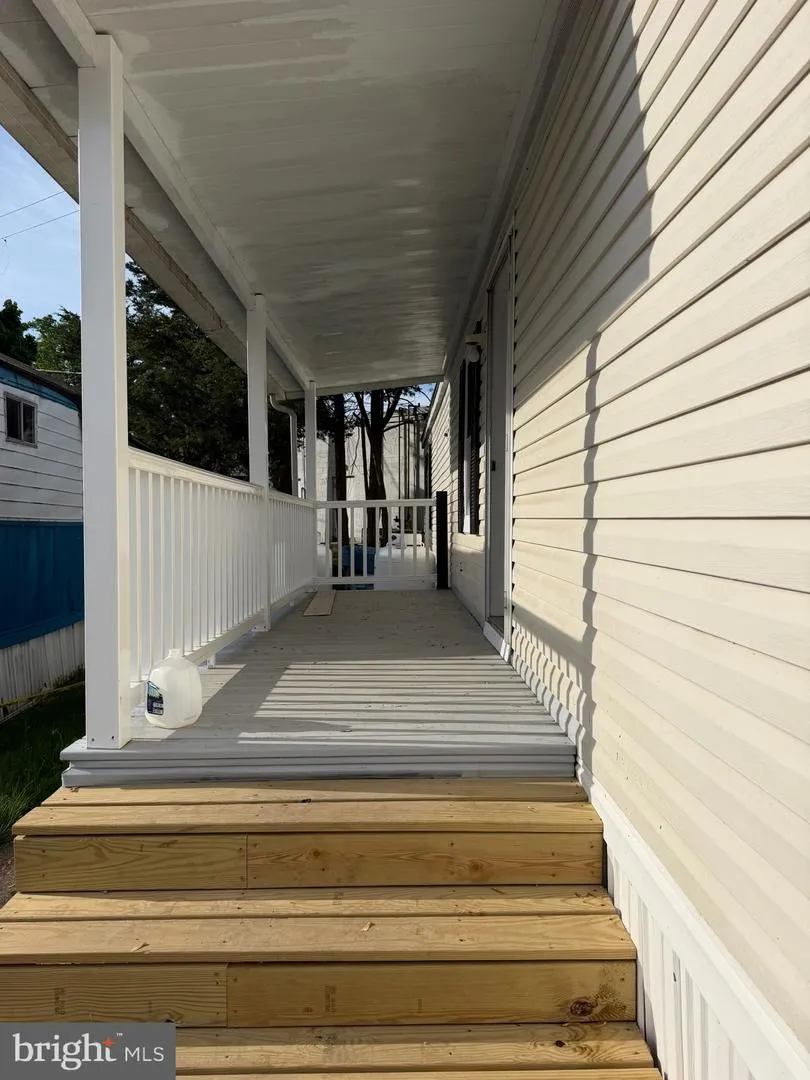 14 NELSON MOBILE MANOR Middletown, PA 17057