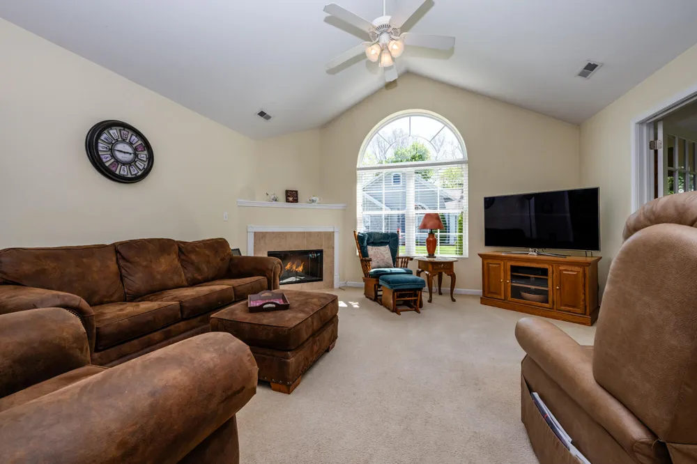2848 Villa Lane Sodus Township, MI 49022