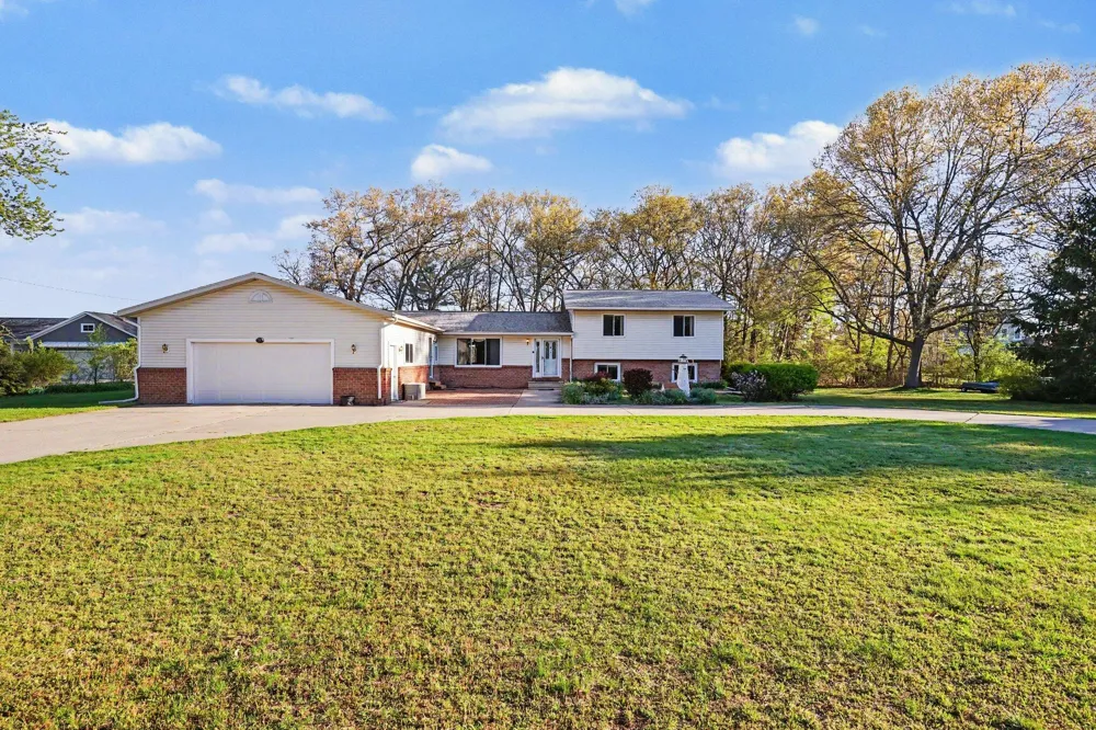 15378 Mcleans Spring Lake Township, MI 49456