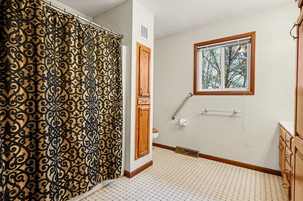 15378 Mcleans Spring Lake Township, MI 49456