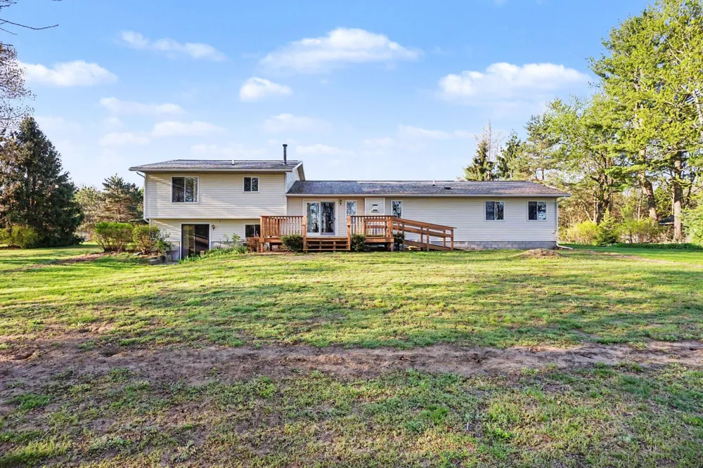 15378 Mcleans Spring Lake Township, MI 49456