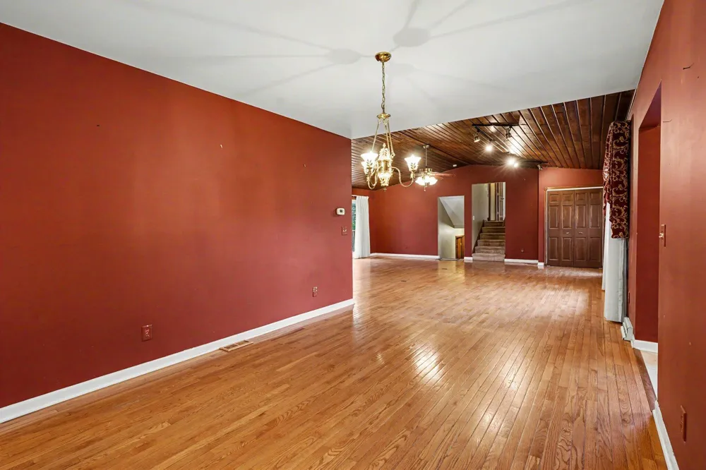 15378 Mcleans Spring Lake Township, MI 49456