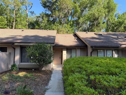 4052 NW 23RD CIRCLE